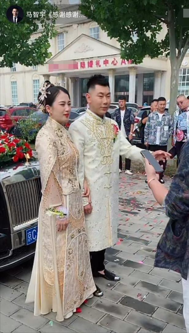 婚禮開成了演唱會？為迎娶小6歲女友，知名歌手准備的排場有多大 娛樂八卦吃瓜 第11张