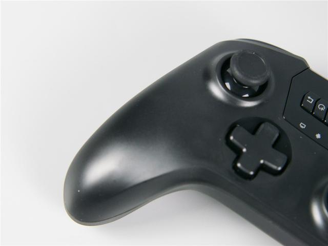 北通斯巴达2无线手柄充电口，北通斯巴达2游戏手柄电脑手机游戏全兼容