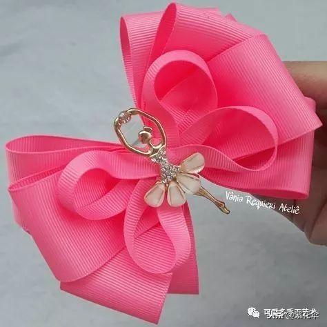 正方形礼盒蝴蝶结的打法图解,如何给长方形礼物盒系蝴蝶结