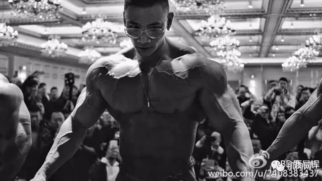 鹿晨輝遇上健身「小姐姐」，場面也太惹火了吧 健身減肥達人 第1张