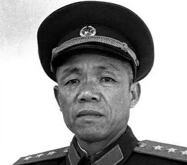 韩先楚子女后来怎么样了（一门三子女入伍当兵）