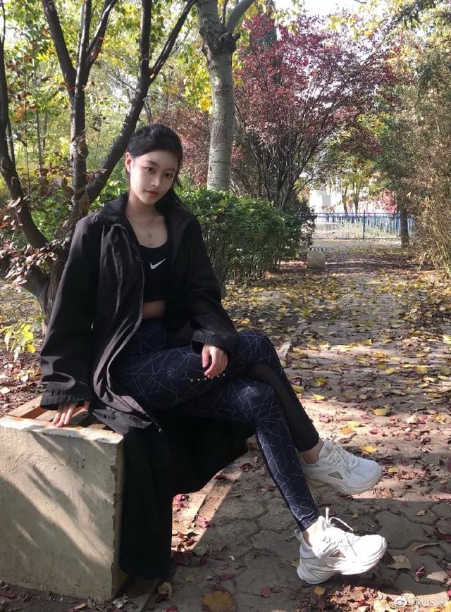 171cm准空姐身材照曝光，包臀裙下的身材太惹眼，網友：不敢看 街拍正妹 第6张