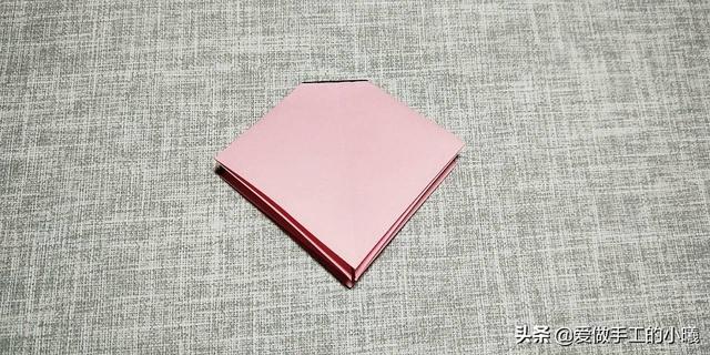 正方形礼盒蝴蝶结打法 礼盒上怎么打蝴蝶结
