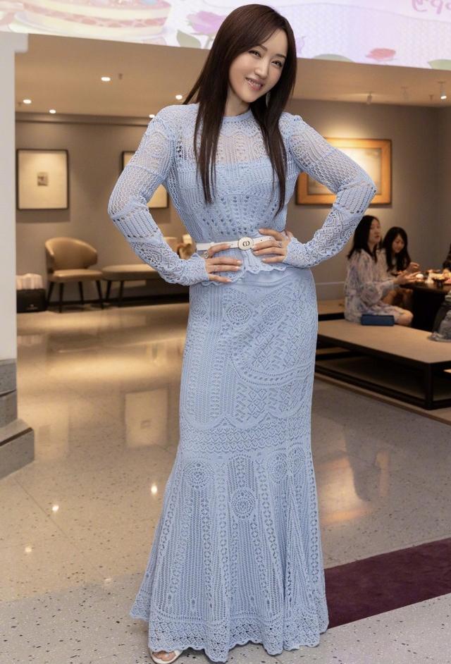 楊鈺瑩50歲大壽很隆重，邀粉絲參加派對，比年輕粉絲還少女 娛樂八卦吃瓜 第2张