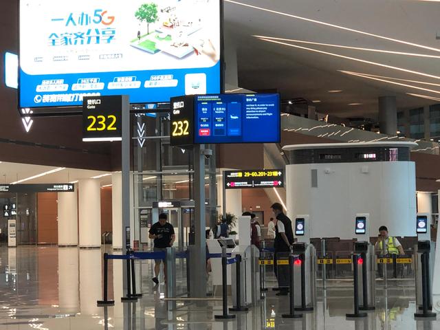 天府国际机场t2航站楼结构图，成都天府国际机场T2航站楼主体封顶