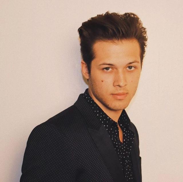 致命女人刘玉玲闺蜜，爱上妈妈的闺蜜