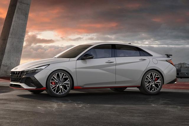 2.0T+8DCT，百公里加速仅需5.3秒，伊兰特性能版来了