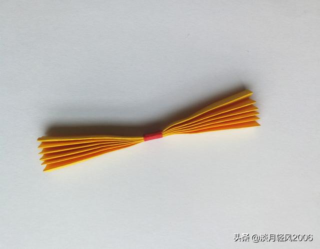 雨伞折纸 长条折蝴蝶结