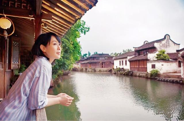 奶茶劉若英：撮合離異父母復婚失敗，父親離世痛了她和母親的心 娛樂八卦吃瓜 第12张