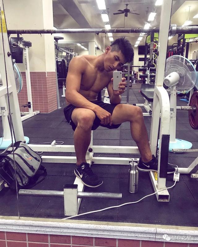 高顏值+好身材，他是皮劃艇運動員，也是「筋肉小鋼炮」 健身減肥達人 第8张