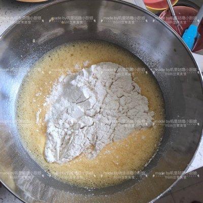 皮卡丘球形蛋糕制作，拼多多惊现下过油锅的皮卡丘