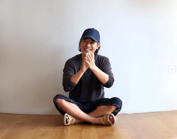 李连杰谈利智离世原因，58岁利智罕见现身