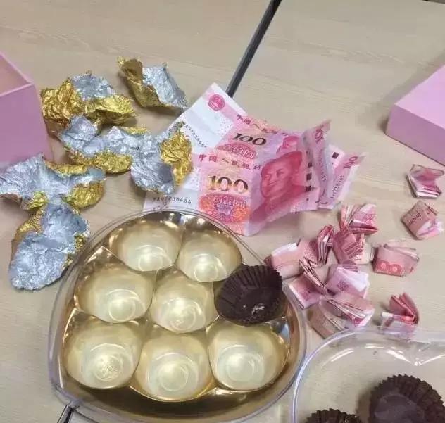 老公给惊喜怎么发朋友圈,老公送的礼物感动的话