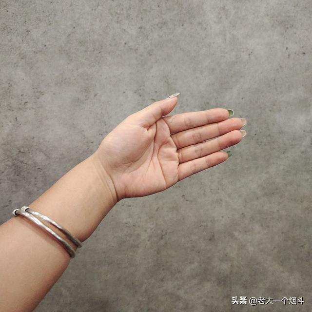 男朋友送给女朋友的七夕礼物，来看看有你们送过的吗 女朋友过生日送什么礼