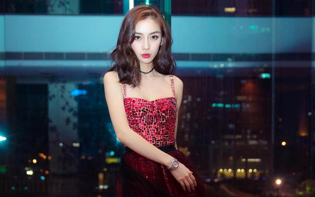 angelababy父母，angelababy个人回顾