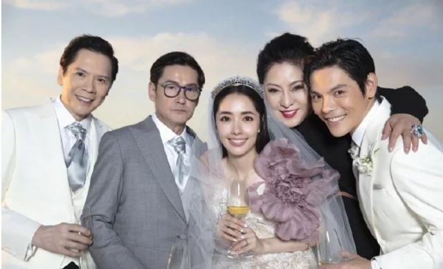 與馮紹峰王思聰傳戀情，郭碧婷為何能成為港圈太子妃？她可不簡單 娛樂八卦吃瓜 第7张