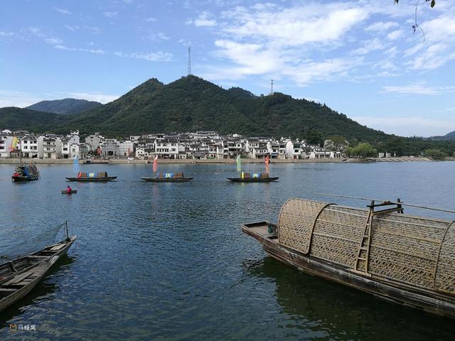 新安江山水画廊风景区，新安江山水画廊风景区在哪里（忘不了的山水画廊，你想它几分）