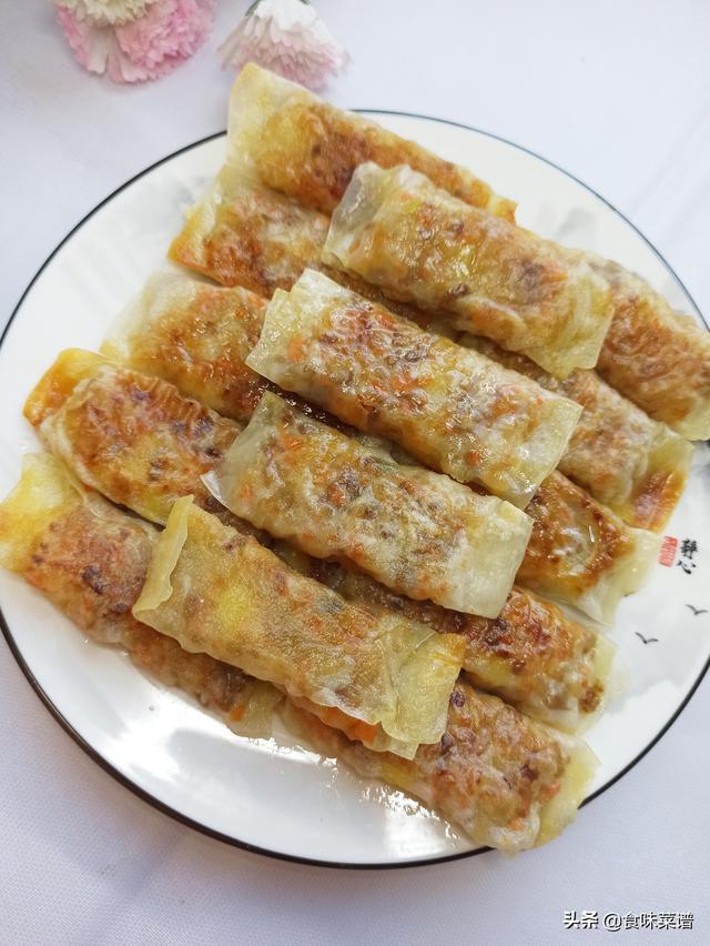 餃子皮別浪費了，教你4種創新吃法，皮脆餡香，上桌孩子們搶著吃 熱愛美食 第52张