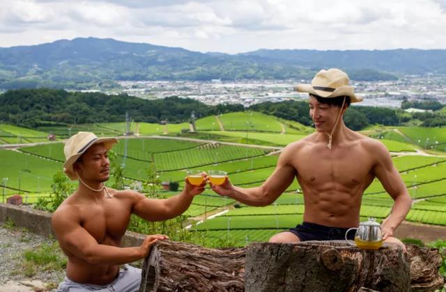 日本肌肉男開了家寫真素材網，畫風簡直太搞笑了 健身減肥達人 第13张