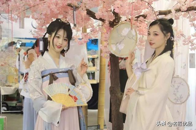 了解一下汉服制作过程，做外贸，一些好用的软件推荐