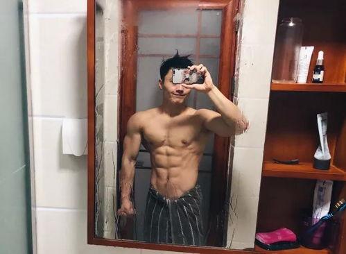 90後健身小伙，健身7年，練出一身肌肉，身材越看越愛 健身減肥達人 第7张
