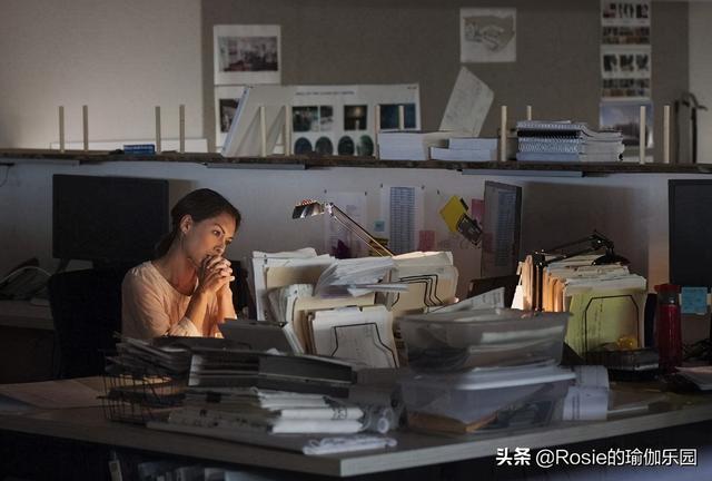 壓力大失眠頭發掉到禿？堅持1組瑜伽動作，促眠瘦腰腹養護身心 健身減肥達人 第3张