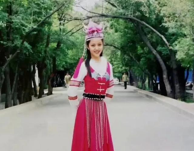 「悲情女神」佟麗婭，當眾示愛換來冷笑，9年前就已定下結局 娛樂八卦吃瓜 第9张
