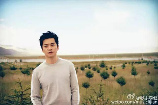 李健妻子竟是清華博士，兩人青梅竹馬，曾被星探3次登門遞名片 娛樂八卦吃瓜 第12张