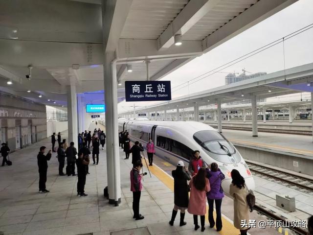 开通郑万高铁沿途站点，郑万高铁试运行