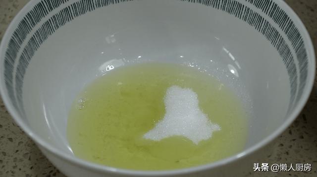 檸檬別再泡茶了，教你一個新吃法！老人小孩都愛吃，外面買不到 熱愛美食 第6张