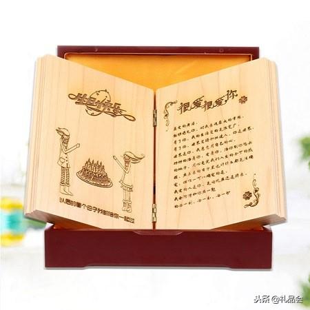 情人节送什么礼物给女朋友好，这是我见过最好的答案 情人节送什么礼物给女