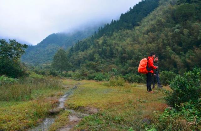 湖南凤凰古城张家界，湘遇•山之巅：张家界凤凰古城