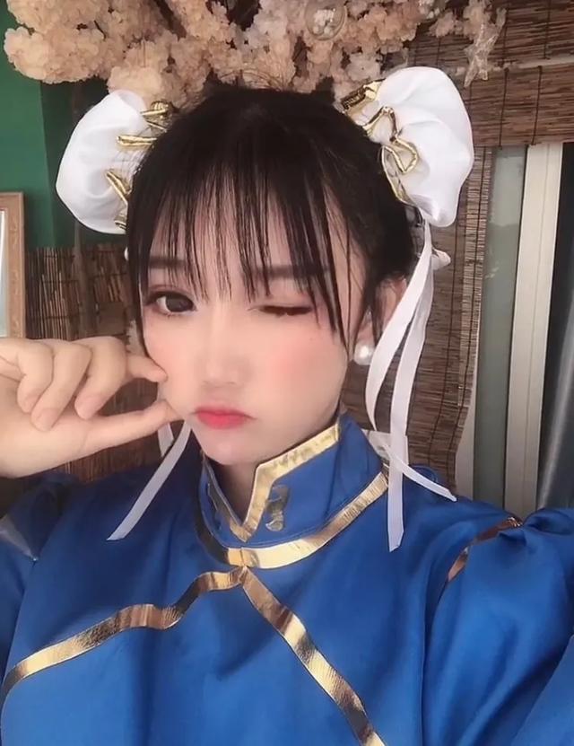 被稱為「女版鹿晨輝」，這位中國版春麗，身材太犯規了 街拍正妹 第1张