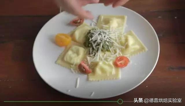 擀面杖如何制作，有时候擀面杖也能做出艺术甜品