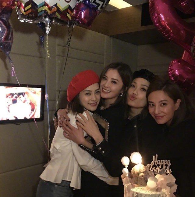 容祖兒曬40歲生日照，阿嬌阿sa合體為她慶生，離婚不影響阿嬌狀態 娛樂八卦吃瓜 第6张