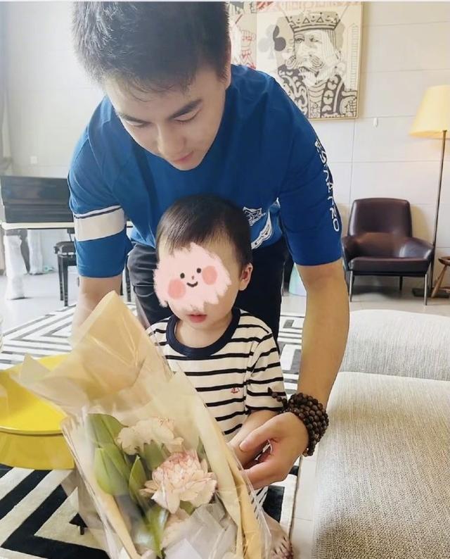 奚夢瑤懷二胎後現身活動，挺孕肚不再遮掩，嫁豪門後無心再做超模 娛樂八卦吃瓜 第5张