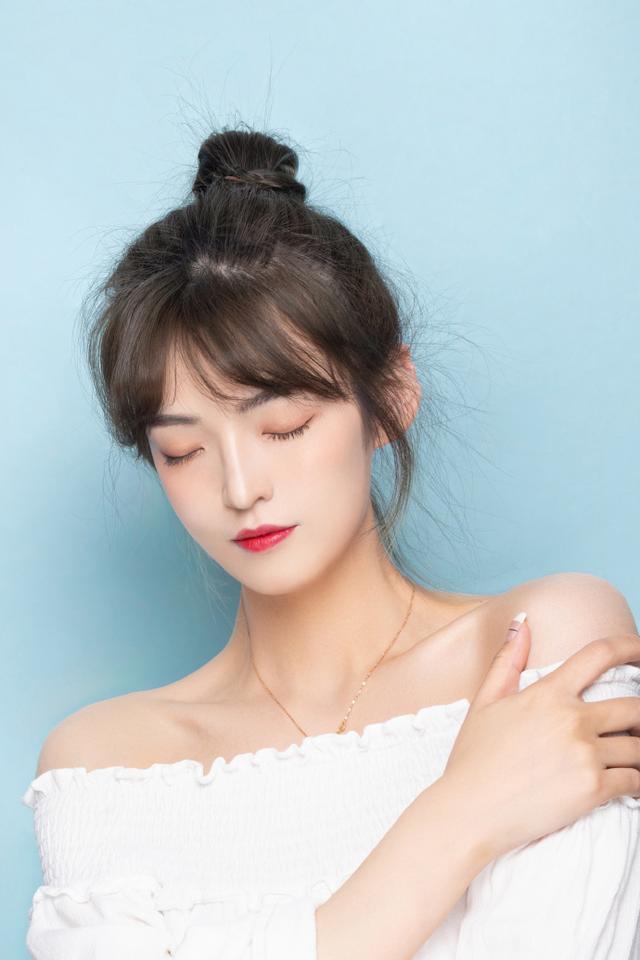 风光摄影拍照姿势大全，学会户外人像的7种核心拍法