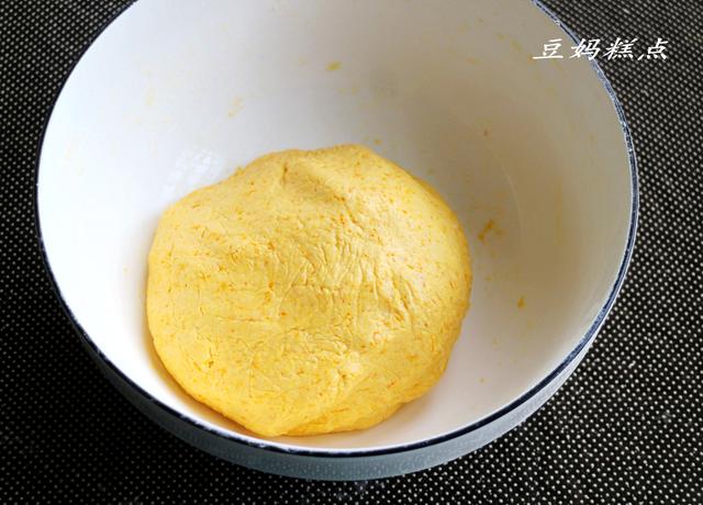 南瓜餅要軟糯酥脆，別省了這一步！口感和賣相都差很多 熱愛美食 第8张