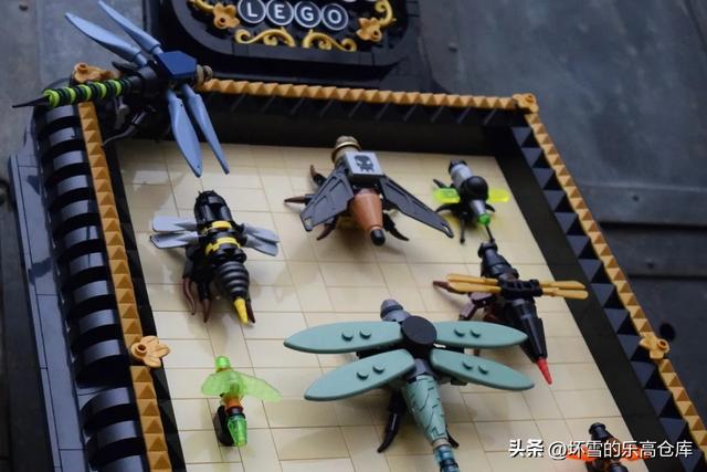 不可思议的20个乐高作品，《鬼妈妈》中的粉红公寓
