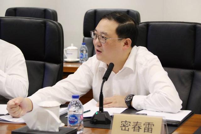 董卿和密春雷有孩子吗，密春雷25岁成亿万富豪