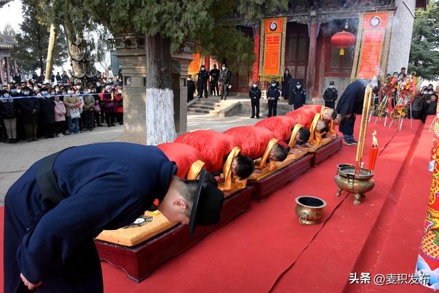 祭拜伏羲大典，<辛丑>年公祭中华人文始祖伏羲大典侧记