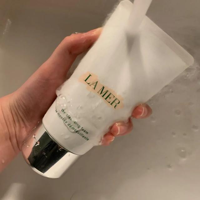 海蓝之谜洗面奶，lamer海蓝之谜洗面奶（公认好用的5款洗面奶）