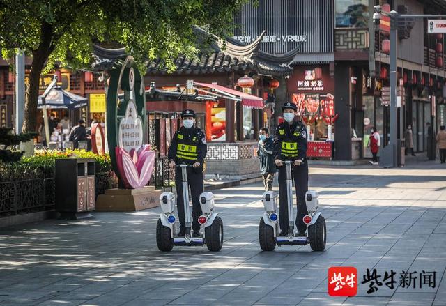 小小微信群里的市域治理“大文章”，来体验一下南京景区内夫子庙派出所的“温度”