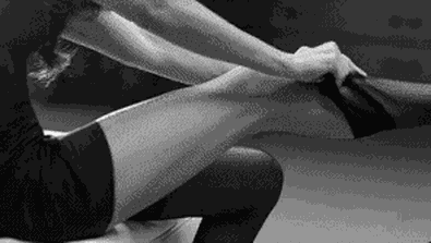 美女内涵gif图片：据说这是女人最性感的时