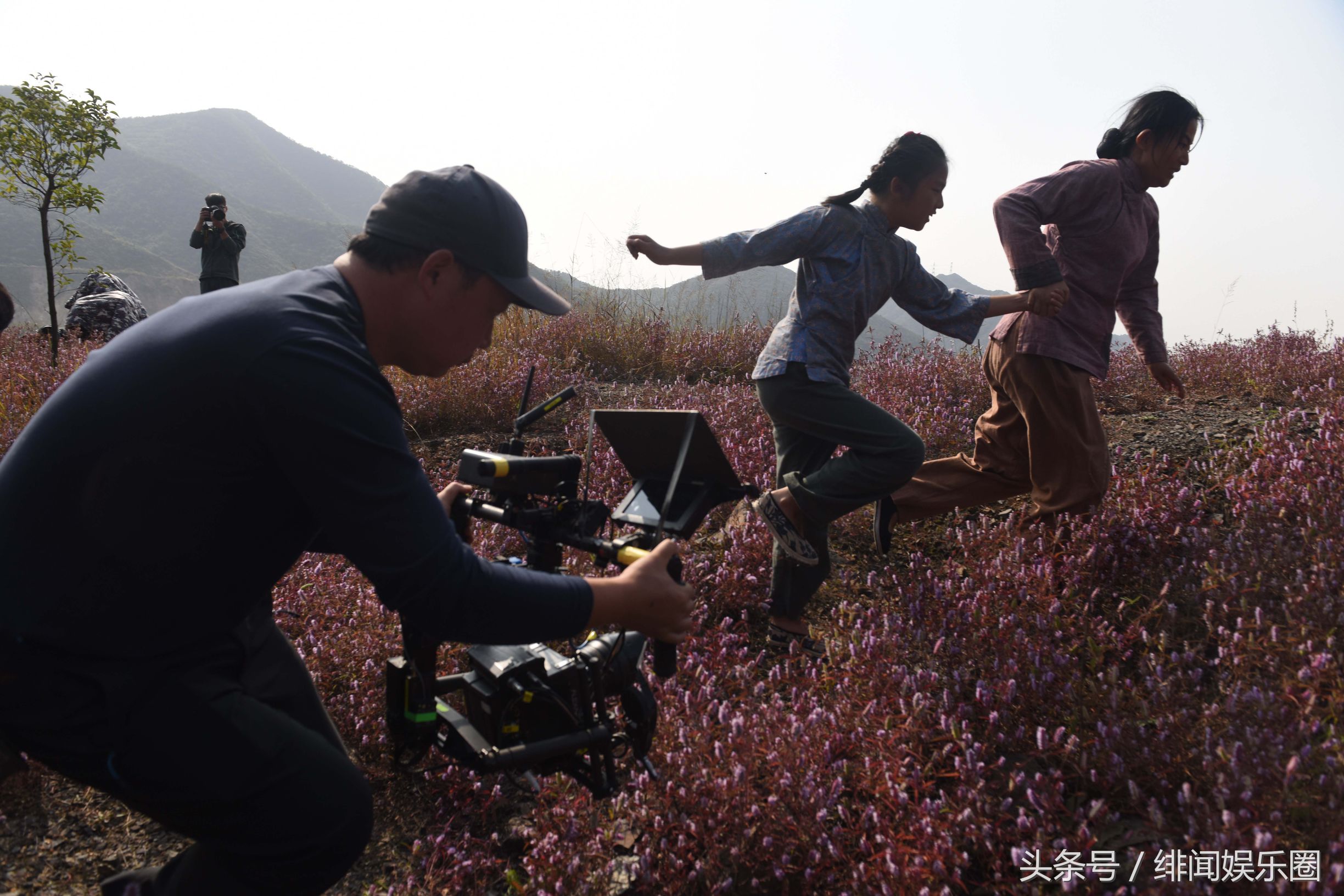 导演出大招 赵尔玲电影《铜草花》串戏升级女主角