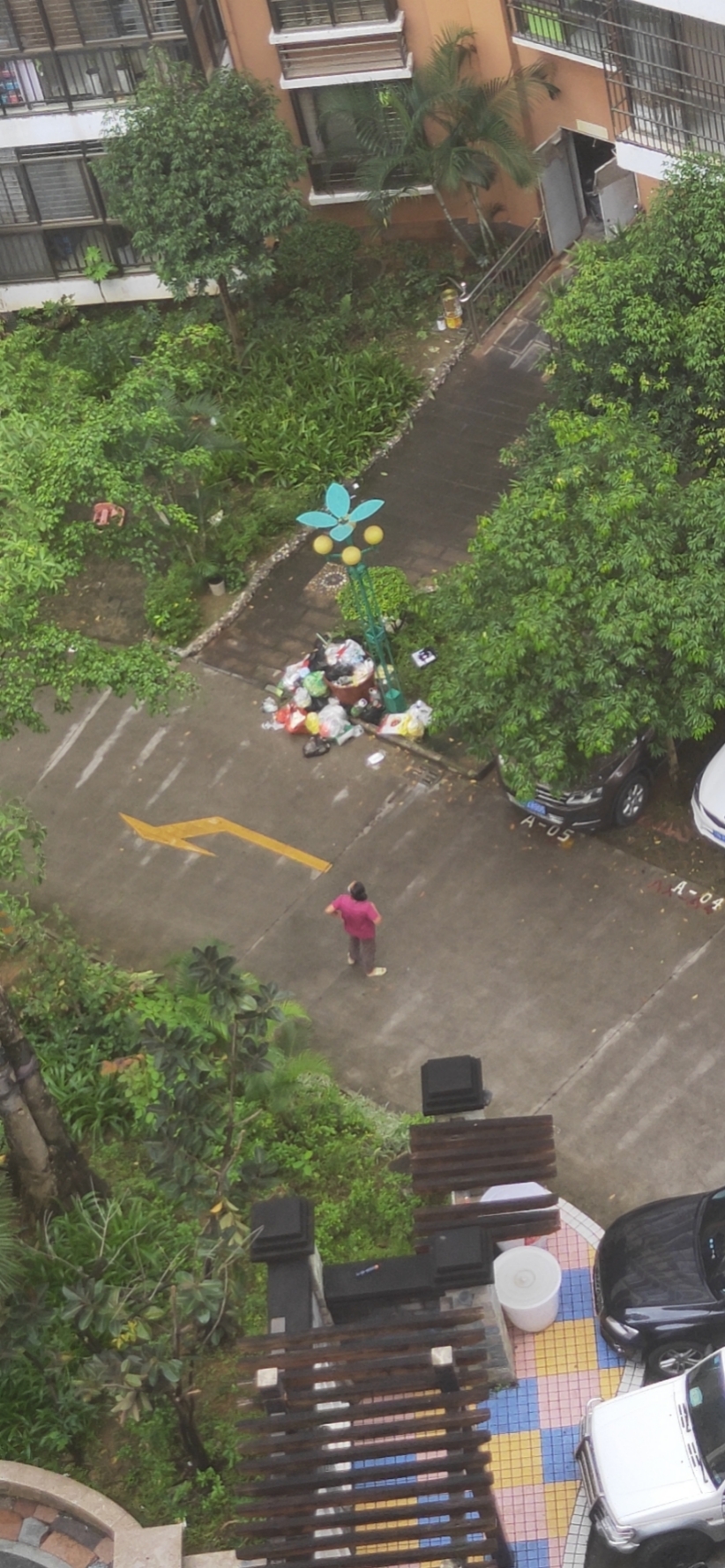 德宏抖音代运营公司(云南瑞丽封城首日：超市被搬空，肉价涨至百元，年逾百亿的大生意全面停摆)  第2张