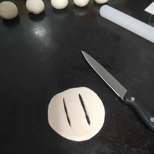 炸油饼的做法（教你做好吃又简单的炸油饼）