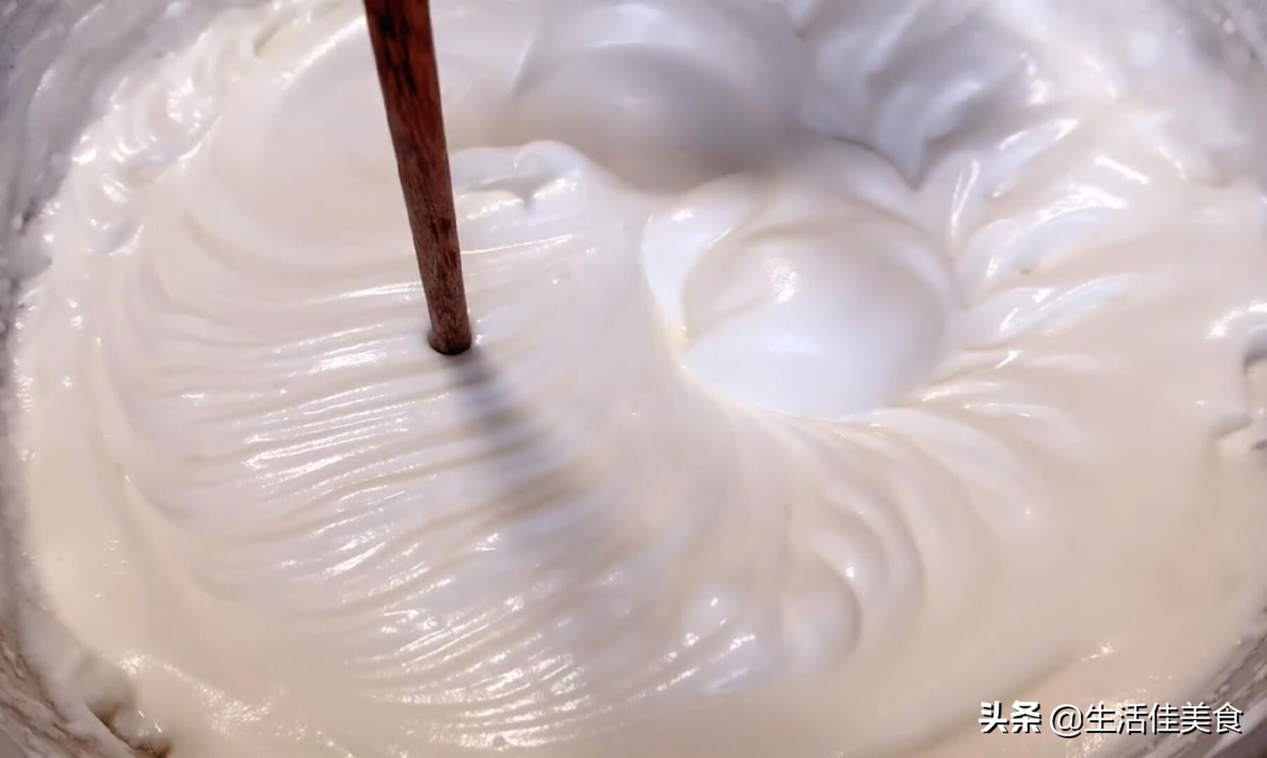 羊尾的做法怎么做（简单又好吃的蛋清羊尾烹饪教程）