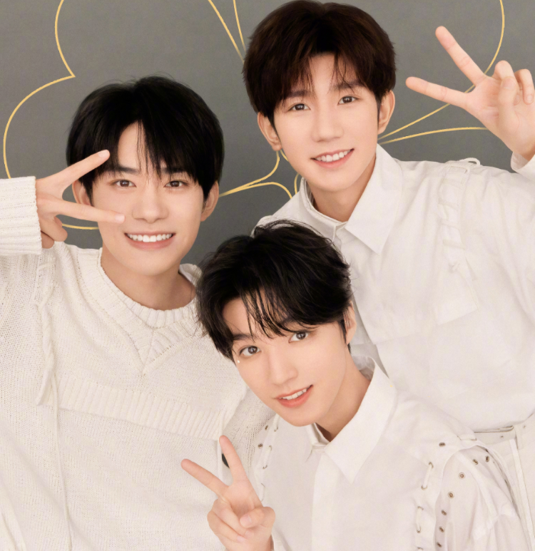 tfboys即将出道8年,从被黑到"顶峰相见,想合体却不容易了