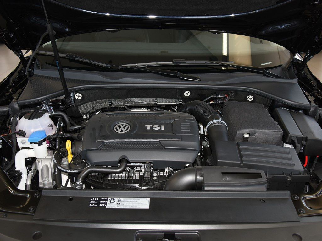 击败销量王，连续多月卫冕销量冠军，这款雅阁究竟有何魅力？